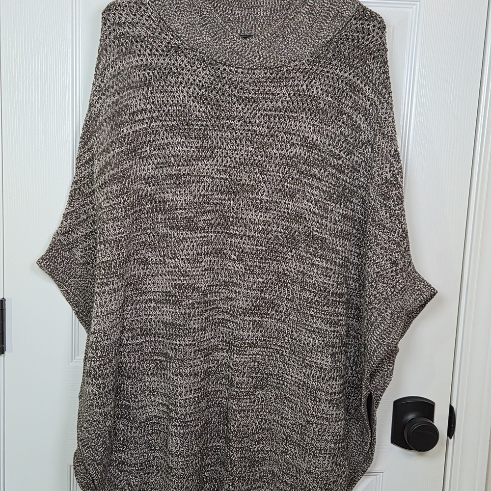 Banana Republic Textured Knit Poncho - Gray